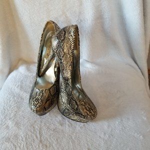 Club Couture Snake Embossed Platform Stiletto Heels  Size 6
